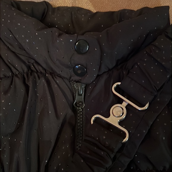 EUC Grane Girl’s Puffer Vest, full zip w clasp belt, M - Picture 8 of 16